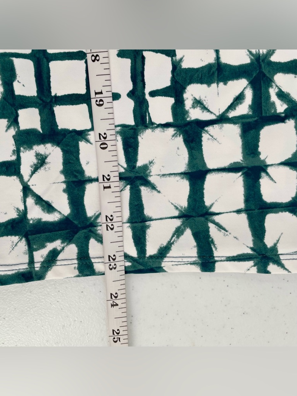 Garnet Hill High Tide White Green Batik Long-Sleeve Half Zip SPF Rashguard Top - Picture 9 of 11